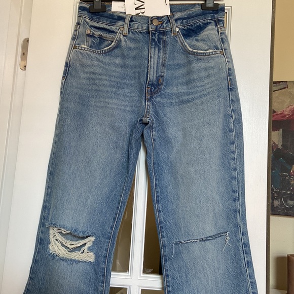 ZARA high rise slim fit bootcut leg ripped jeans blogger favorite - Picture 5 of 9